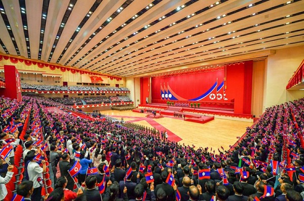 시술리트 주석에 대한 환영의식 [사진-노동신문]