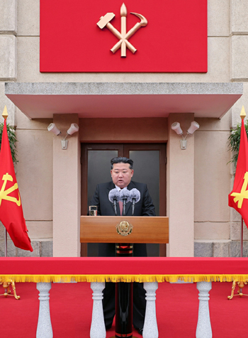 연설하는 김정은 위원장 [사진-노동신문]