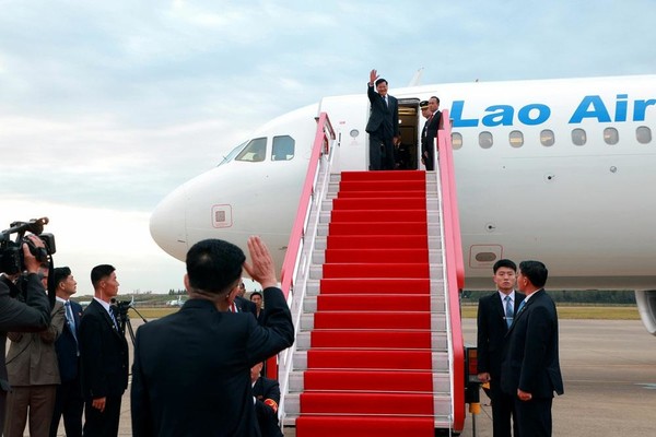 시술리트 주석이 8일 평양을 출발했다. [사진-노동신문]