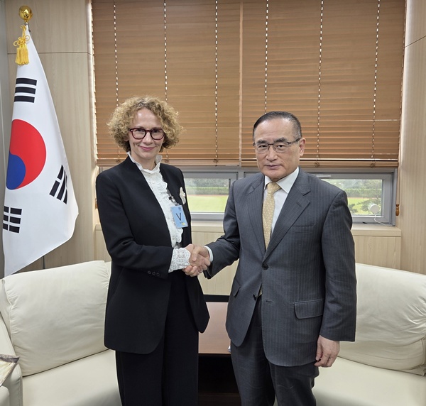 위성락 국가안보실장이 20일 오후 셰케린스카 NATO 사무차장을 만났다. [사진-대통령실]