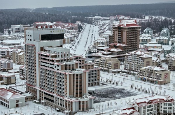 봇나무호텔 [사진-노동신문]