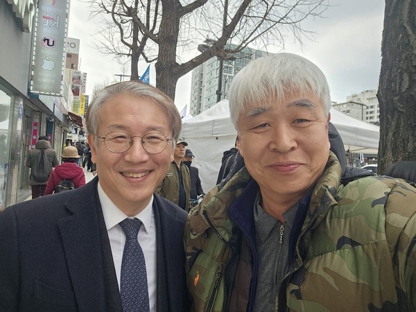 한동수 전 대검찰청 감찰부장과 함께 [사진-하태한 통일뉴스 통신원]