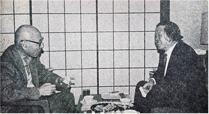 거울 속의 제국, 그리고 아물지 않은 기억의 연대